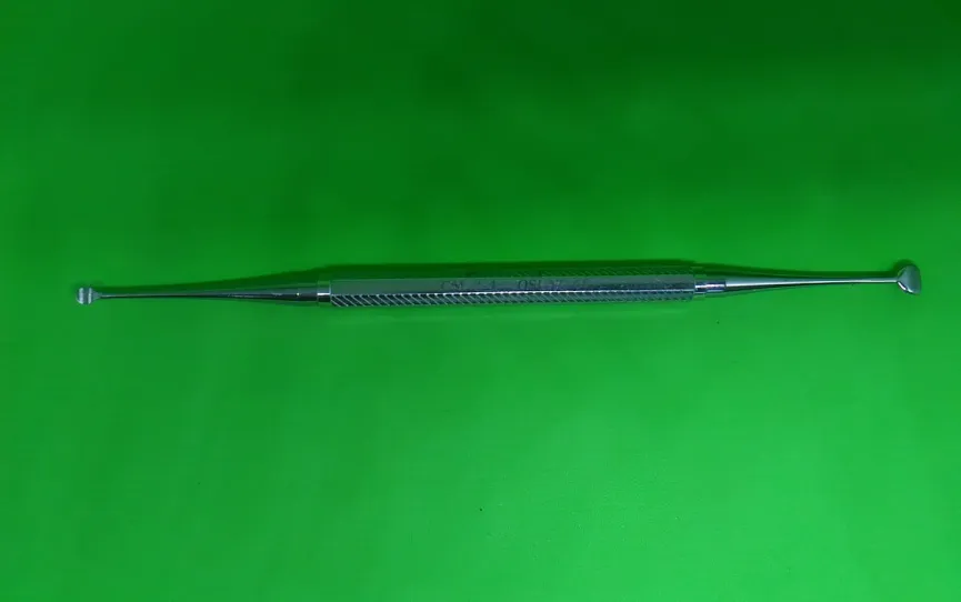 Root Pickers - Surgical Curettes Surgical Curette 6 urcm2_4_full